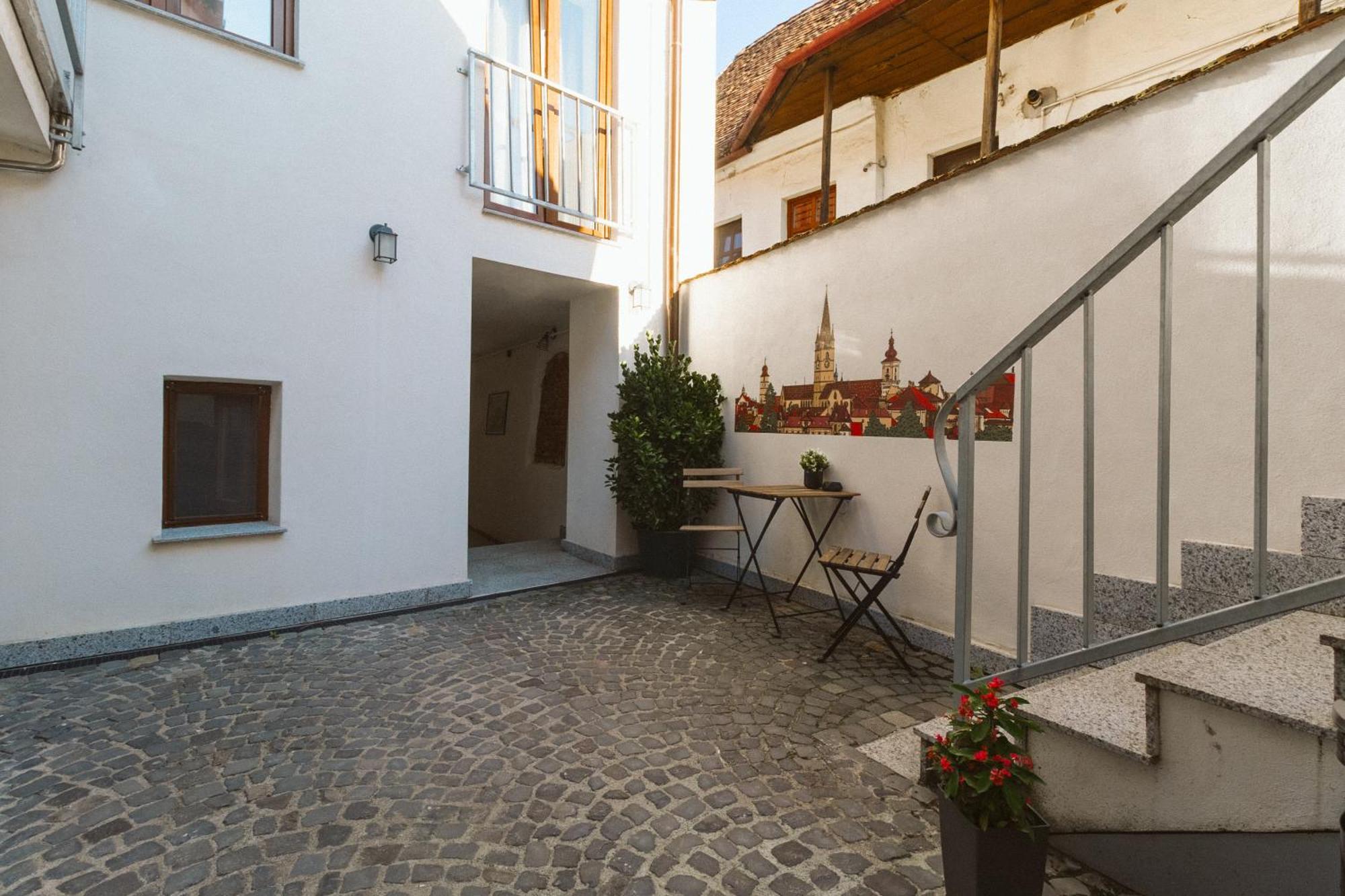 Townhouse Boutique Pensiune *
